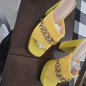 Yellow Chain-Embellished Women's Heels